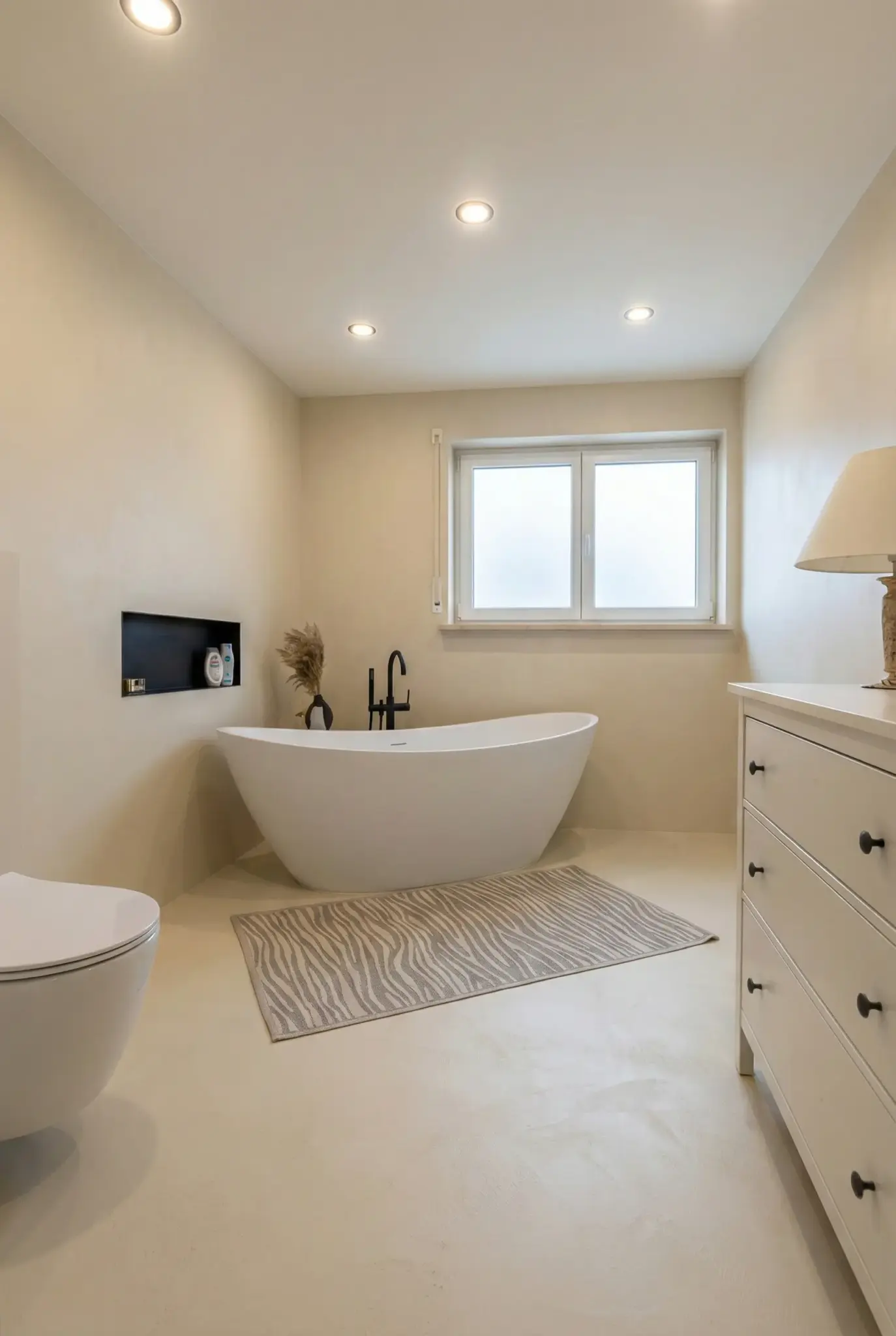 Modernes Badezimmer nach Komplettsanierung in Burgau